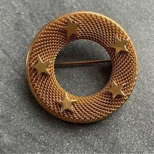 Vintage Gold Mesh Star Brooch